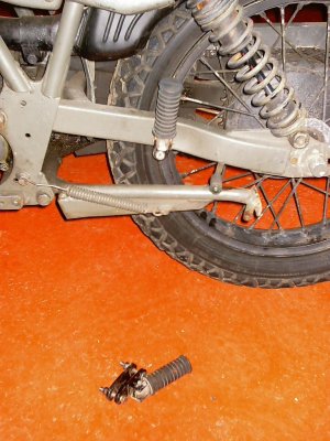 Armstrong MT500 swing arm mounted pillion pegs